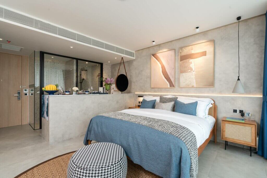 Sunshine Beach Condominium Showroom 2