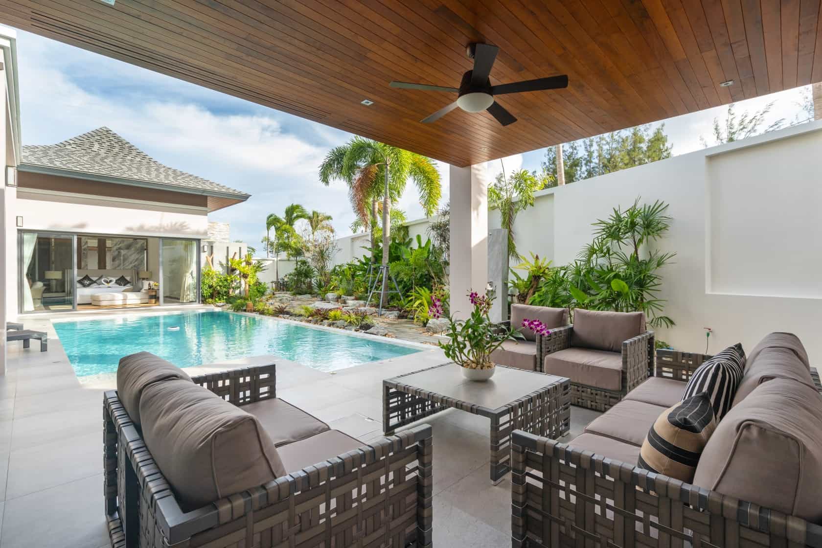 Large Villa for sale Surin Beach