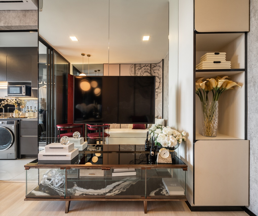 The-Privacy-Jatujak- living room