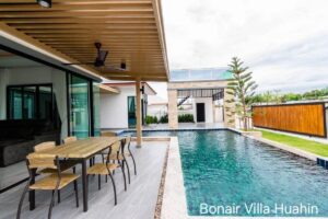 BONAIR Villa Hua Hin - outdoor sitting