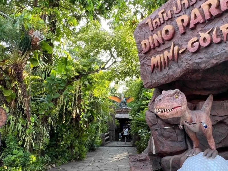 Dino Park Mini Golf