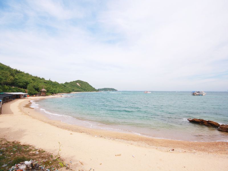 Tong Lang Beach